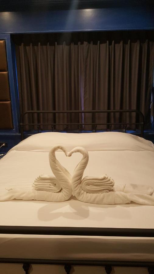 Bangkok Bed Place Екстериор снимка