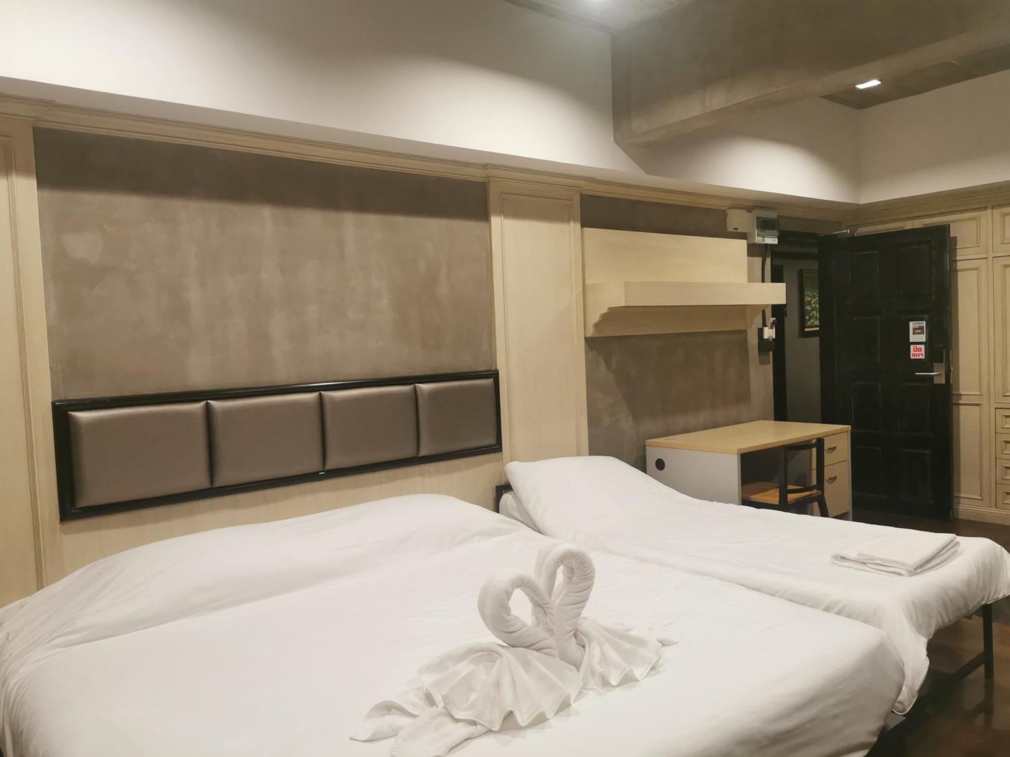 Bangkok Bed Place Екстериор снимка