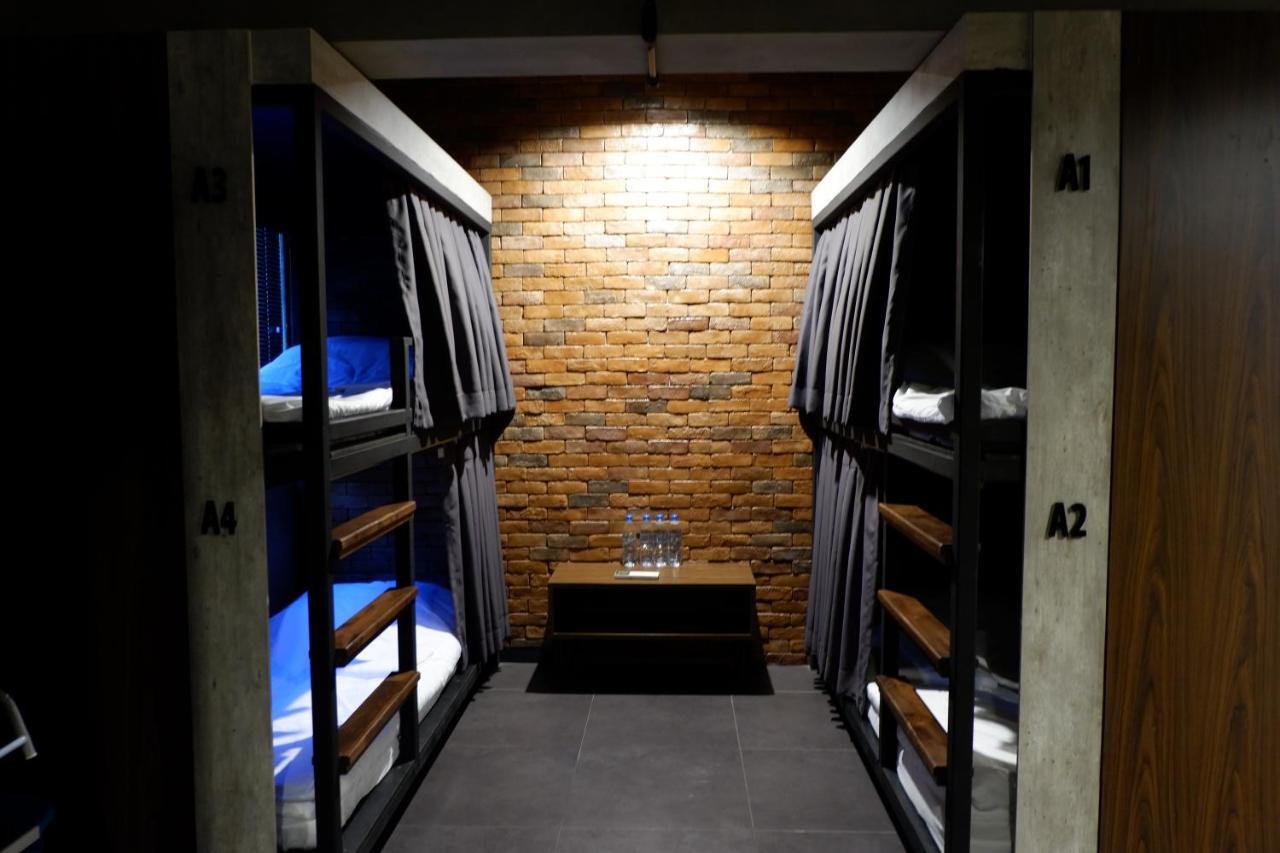 Bangkok Bed Place Екстериор снимка